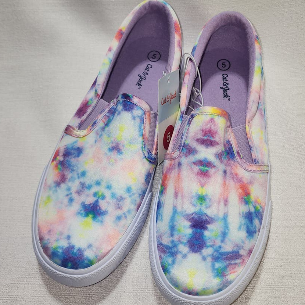 Cat& jack tie-dye size 5 girls shoes